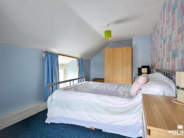 House for sale in Boncath, Blaenffos