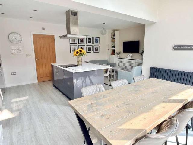 House for sale in Wheatpieces, Pamington