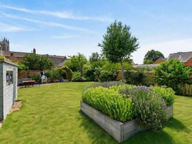 House for sale in Evershot, Oxfordshire