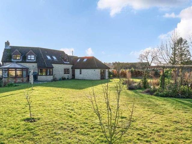 House for sale in Chapmanslade