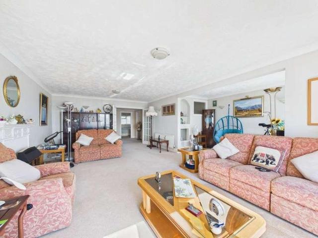 House for sale in West Worthing, Worthing