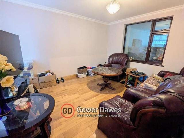 House for sale in London Borough of Barking and Dagenham, Greater London
