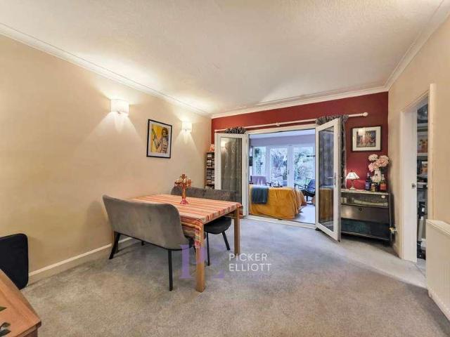 House for sale in Barton, Leicestershire