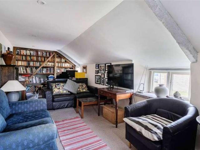 House for sale in High Ham