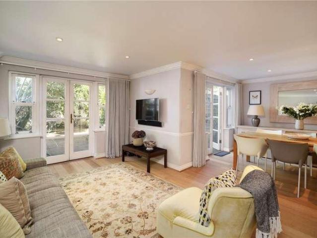 House for sale in Greater London