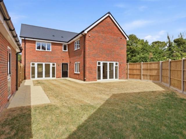 House for sale in Pleasant Valley, Duton Hill