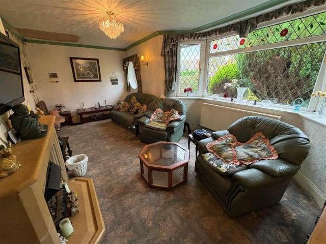 House for sale in Illingworth, Halifax