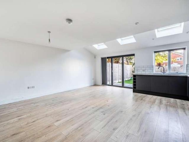 House for sale in Soundwell, Kingswood