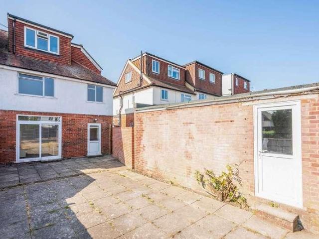 House for sale in Bellfields, Westborough