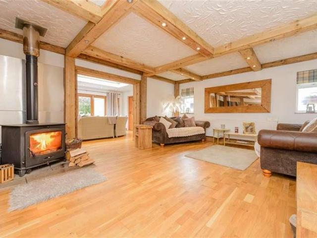 House for sale in The Butts, Kent