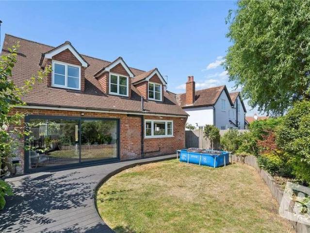 House for sale in Greater London
