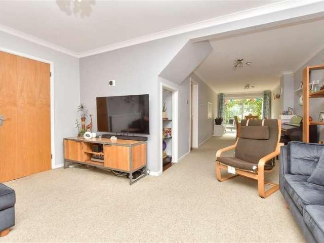 House for sale in Chatham