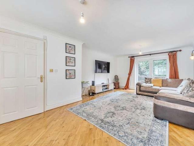 House for sale in Loudwater, Three Rivers