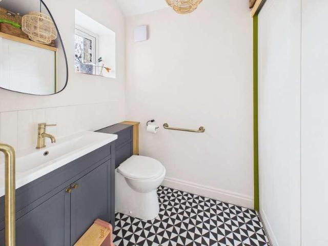 House for sale in Fishersgate, West Sussex