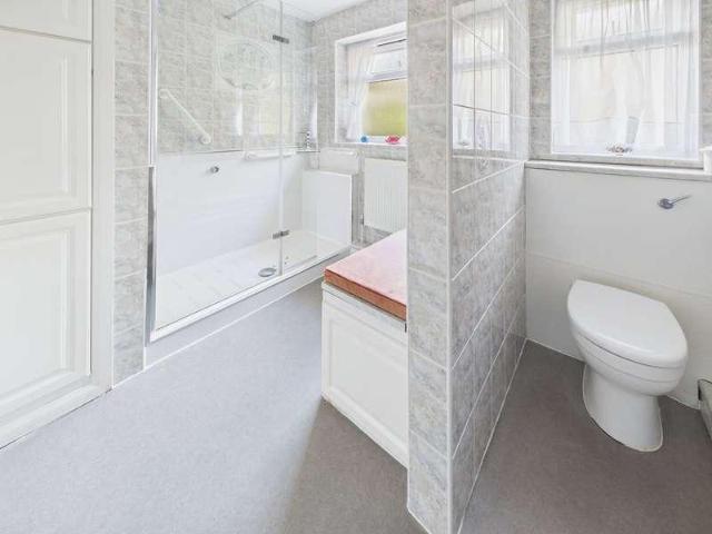 House for sale in West Hill, Budlake