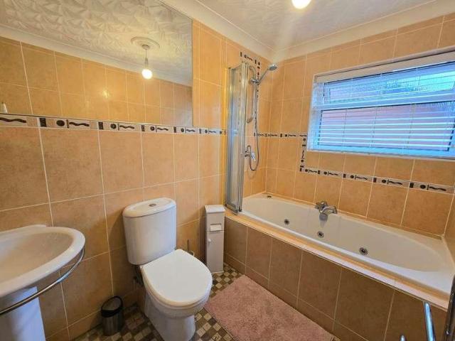 House for sale in Brackla, Coity
