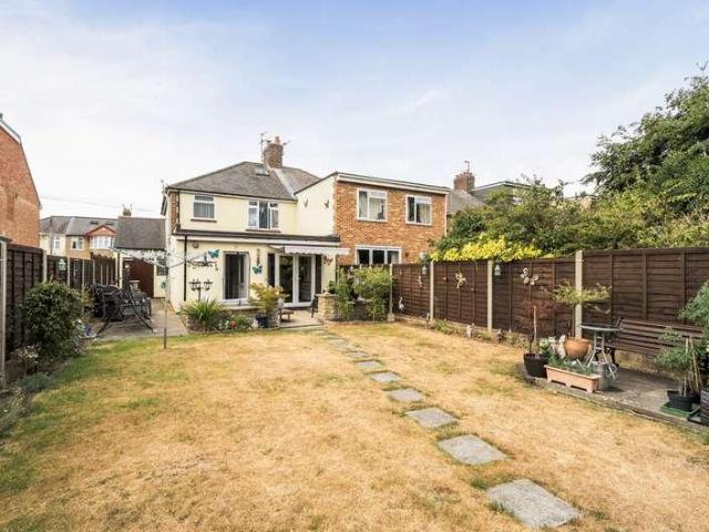 House for sale in The Slade, Oxfordshire
