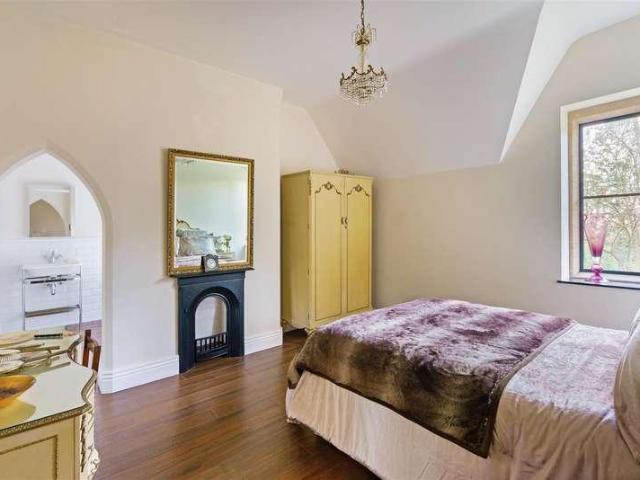 House for sale in Costhorpe, East Midlands