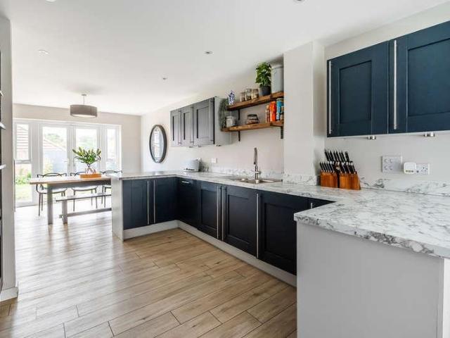 House for sale in The Butts, Kent