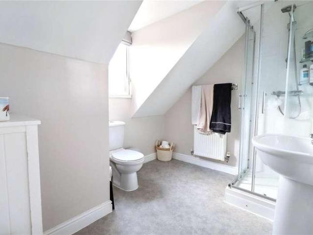 House for sale in Kingsway, Bath