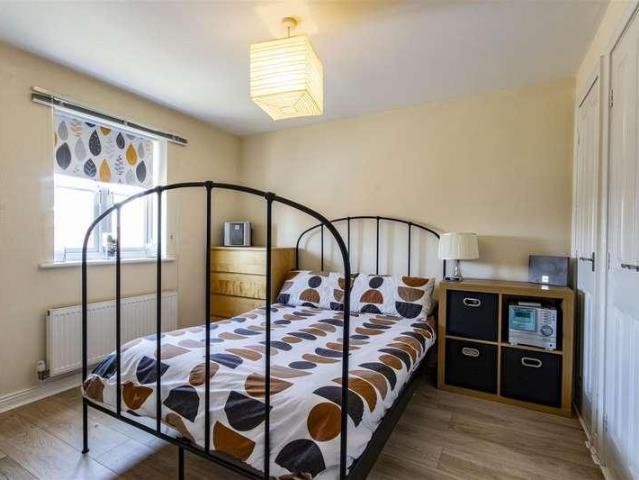 House for sale in Loundsley Green, East Midlands