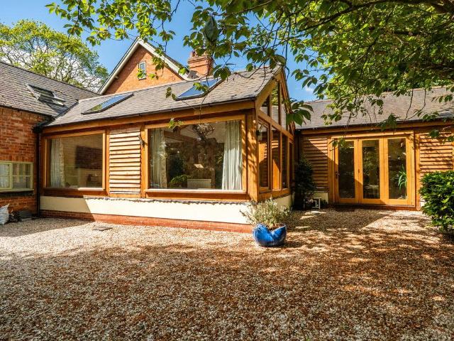 House for sale in Thorpe Arnold, Brentingby