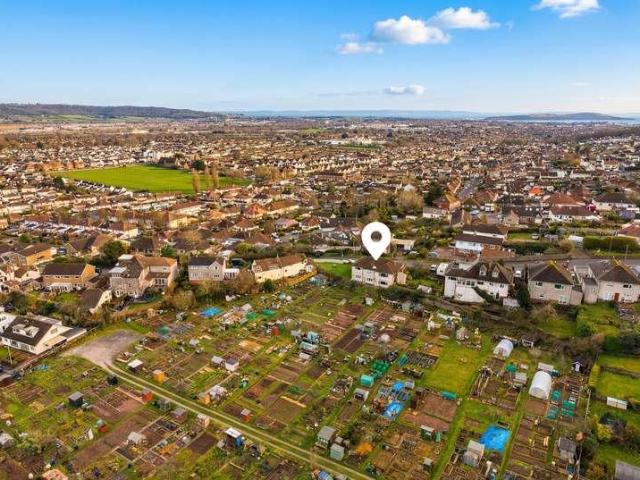 House for sale in Worle, Weston-super-mare