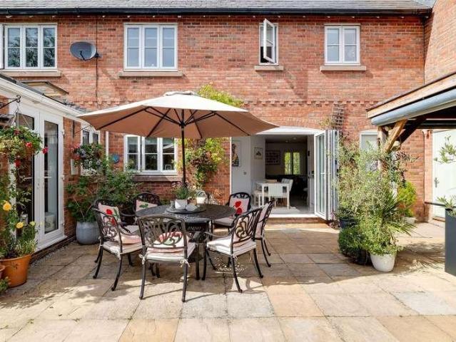 House for sale in Tarvin, Cheshire