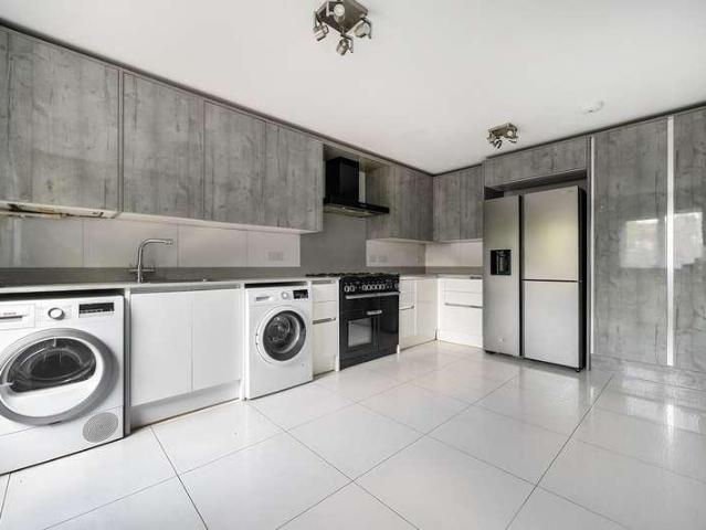 House for sale in Greater London