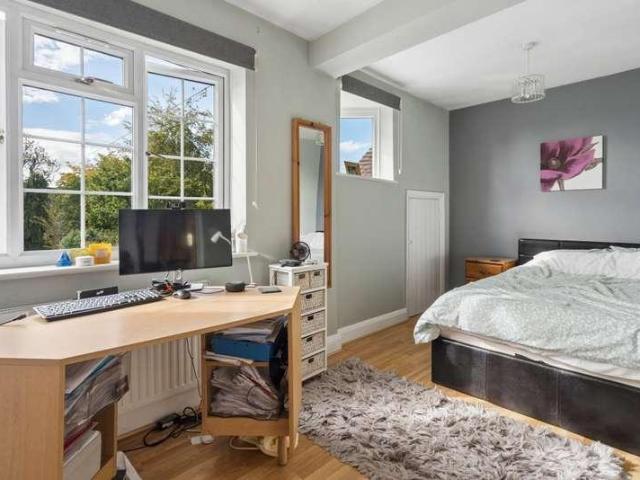 House for sale in Gravel Hill, Chalfont St. Peter