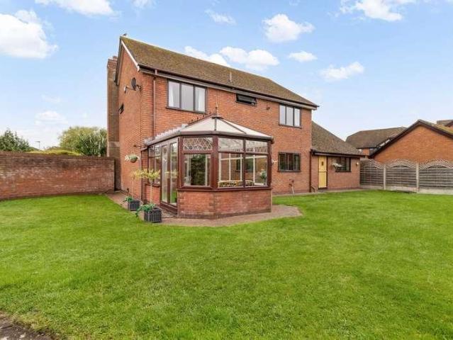 House for sale in Chapelford