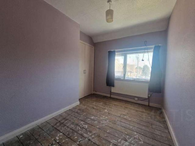 House for sale in Folkestone, Cheriton