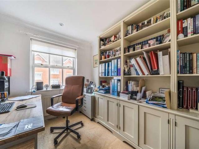 House for sale in East Molesey, Surrey