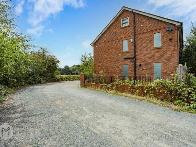House for sale in Woolston, Warrington