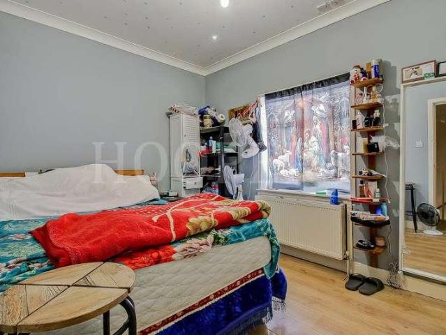 House for sale in Greater London