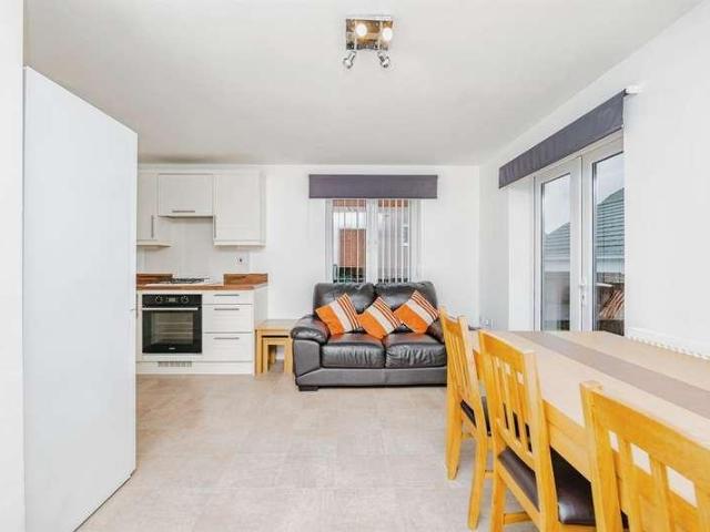 House for sale in Brynmenyn, Wales