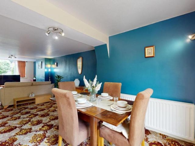 House for sale in Newall, Otley