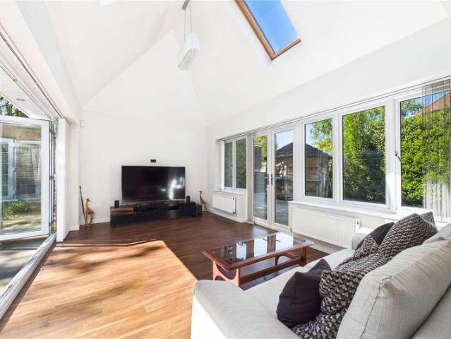 House for sale in Basingstoke, Basingstoke and Deane