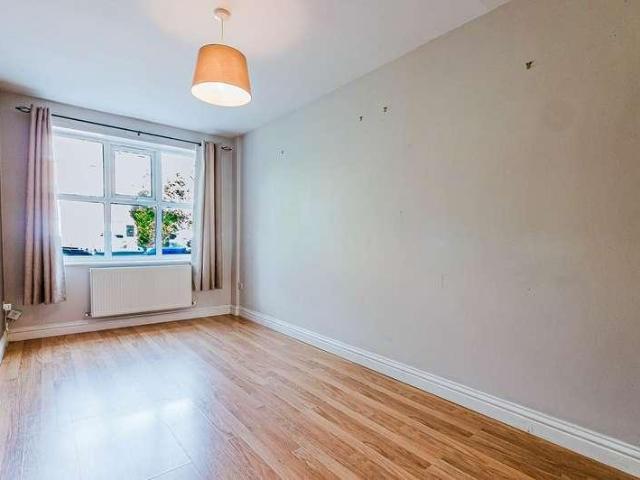House for sale in Georgia, Greater Manchester