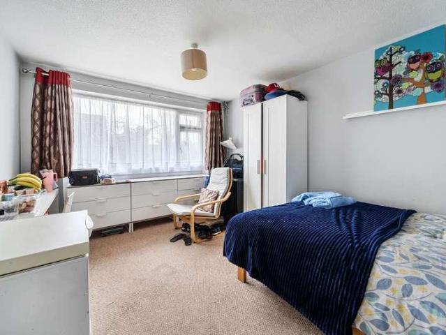 House for sale in Greenfields, Red Hill