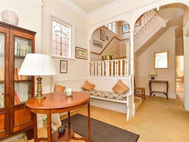 House for sale in Greater London