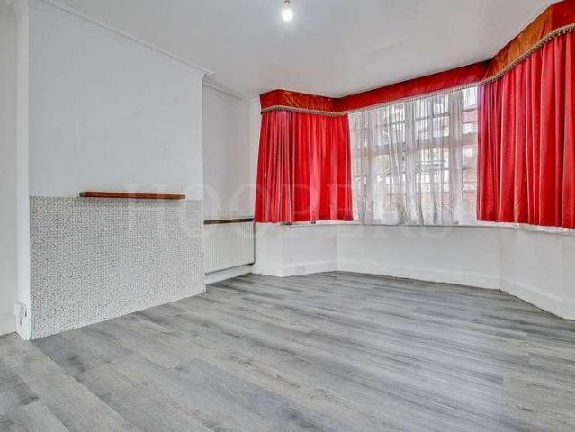 House for sale in Dollis Hill, Greater London