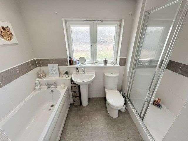 House for sale in Masterton, Dunfermline