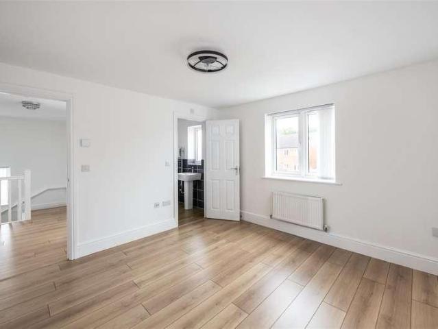 House for sale in Greenfields, Reigate and Banstead