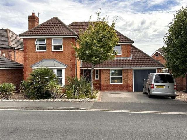 House for sale in Alverton, East Midlands