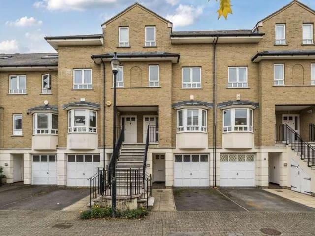 House for sale in Royal Borough of Kingston upon Thames, Greater London