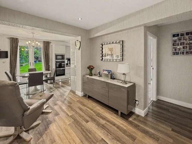 House for sale in Park Lane, Bury