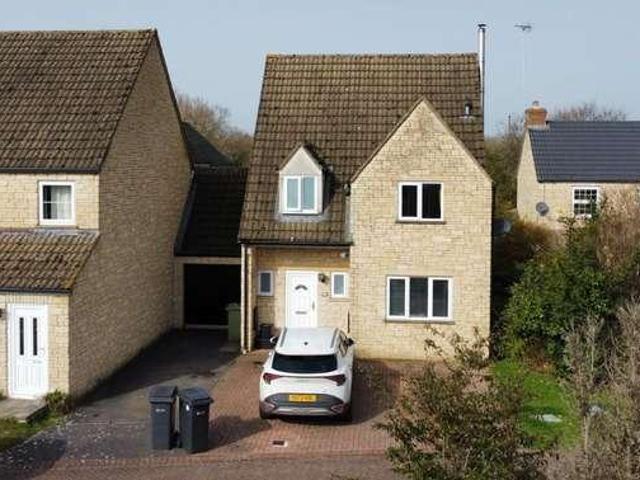 House for sale in Lechlade, Cotswold