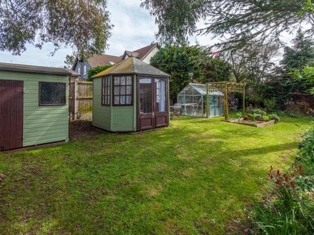 House for sale in Alderton, Eastbridge