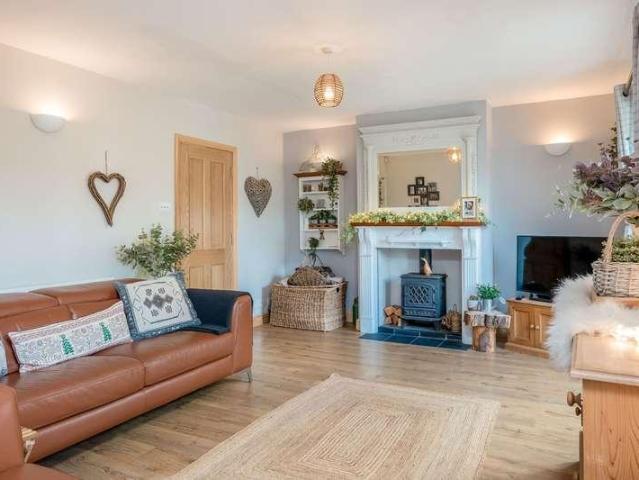 House for sale in Abbot's Salford, Stratford-on-Avon
